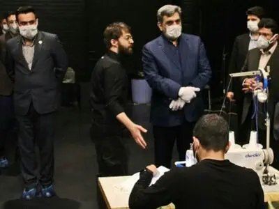بازدید شهردار تهران از کارگاه خیریه تولید ماسک تالار حافظ