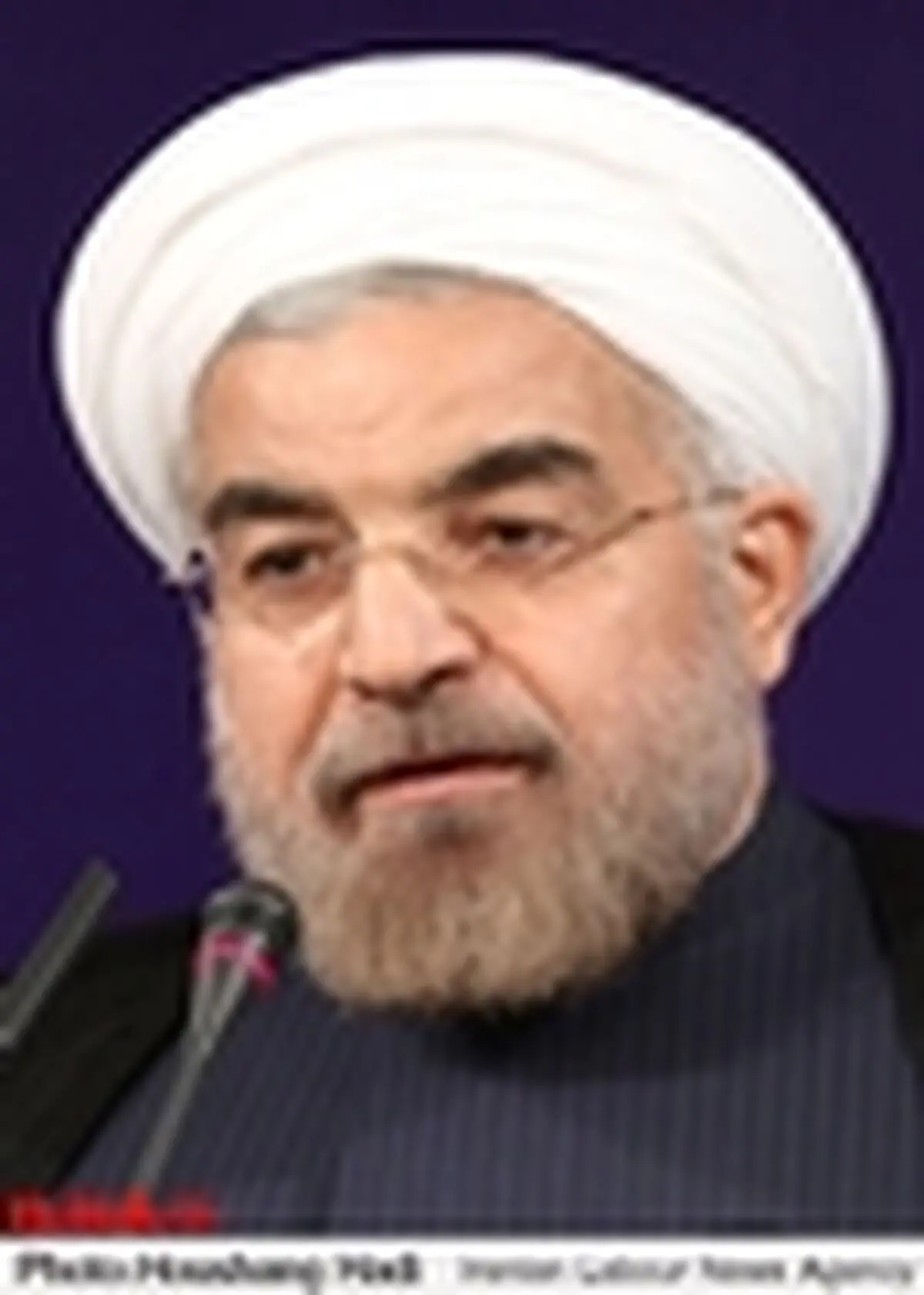 دستور روحانی به وزیر اقتصاد و رییس بانک مرکزی برای رفع موانع صادرات غیرنفتی