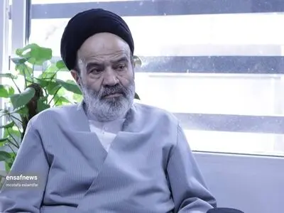 نواب: انتقال قدرت به رهبر سوم با آرامش خواهد بود / کلید حل مسائل ایران دست پزشکیان است /ترامپ به دنبال مذاکره است