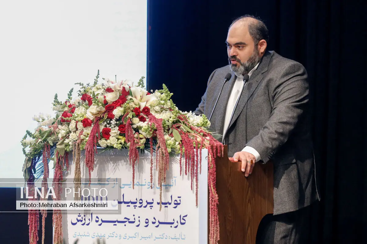 صنعت پتروشیمی با مسائل و مشکلات متعددی روبه‌رو است