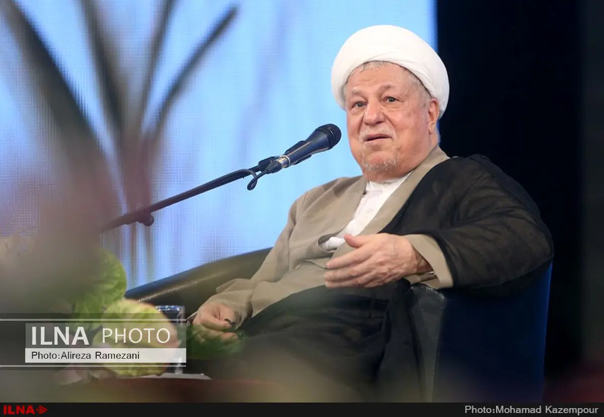 دولت قبل با شعارهایش تفاهم را در نطفه خفه می‌کرد/ برخی هنوز در حال مخالفت و دست و پا زدن هستند