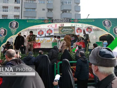 وداع اصفهانی‌ها با ده شهید حمله رمضان