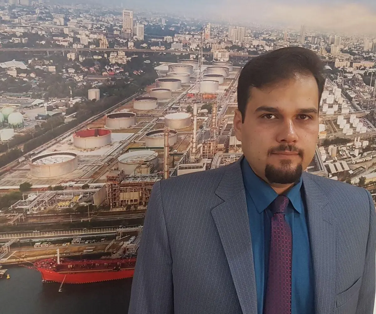 آمریکا و یونان بازار قیر ایران را تصاحب کردند / انباشت مواد اولیه و خطر تعطیلی پالایشگاه‌ها