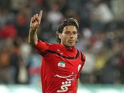 آرفی: عربستانی‌ها با خرید رونالدو پولشان را دور ریختند/ چرا گل‌محمدی باید پرسپولیس را رها کند و به تیم کوچکتری برود؟