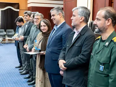 رتبه سوم بخش مصاحبه جشنواره رسانه‌ای ابوذر استان مرکزی در دستان خبرنگار ایلنا