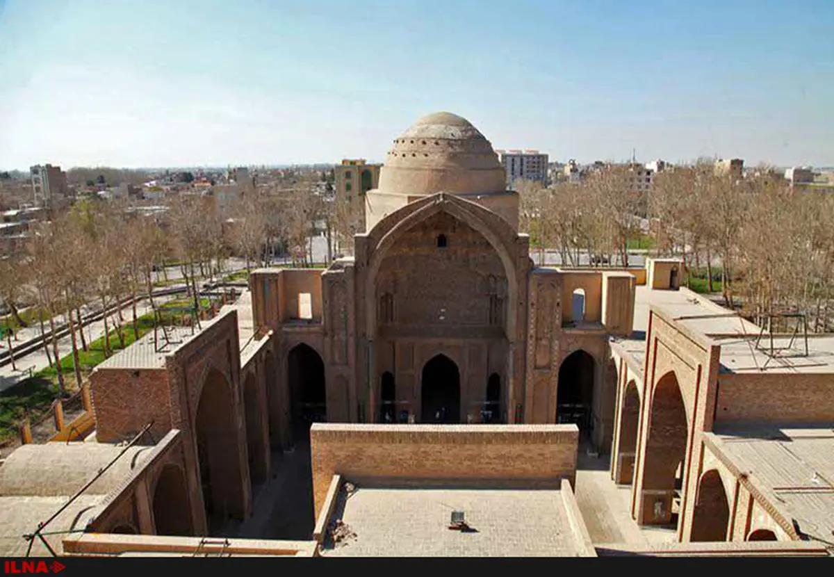 ساخت و ساز در اطراف مسجد جامع ورامین تا متروکه شدن برج علاءالدوله و آب‌انبار قلعه بلند