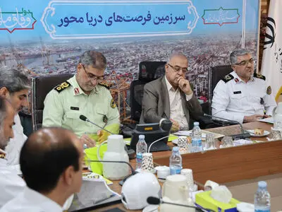 تردد خودروهای مناطق آزاد در هرمزگان نهایی شد/ پلیس راهور: زیرساخت‌ها باید هم‌زمان ارتقا یابد