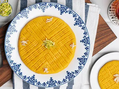 طرز تهیه حلوای شیر و زعفران