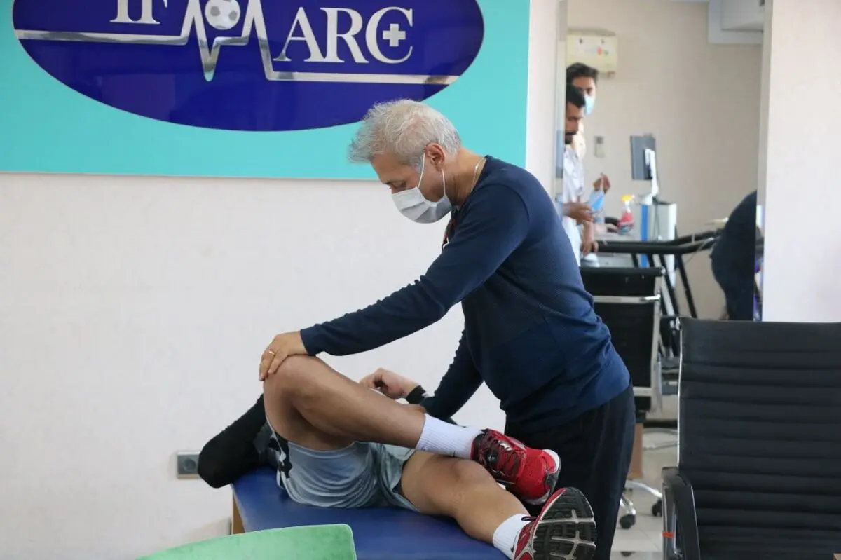 مربی بیمار لیگ برتری در تست ایفمارک تاییدیه می‌گیرد؟
