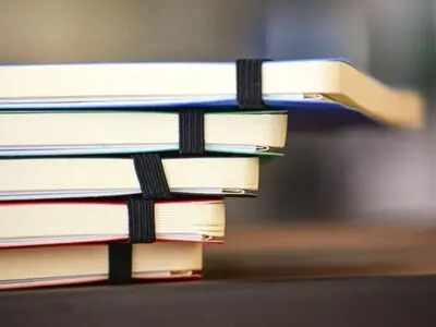 چگونه مکالمه زبان فرانسه خود را با شرکت در بهترین کلاس زبان تقویت کنید؟