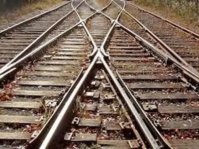 تداوم تولید در صنعت ریلی/ ایرید پیگیر دستیابی به فناوری سخت‌کاری انفجاری سوزن ریلی