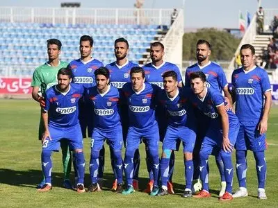 وقتی گمنام ها، تیتر یک می شوند/ از غول کشی  به نام نوژن تا تیم دوست‌داشتنی دایی‌فرهاد