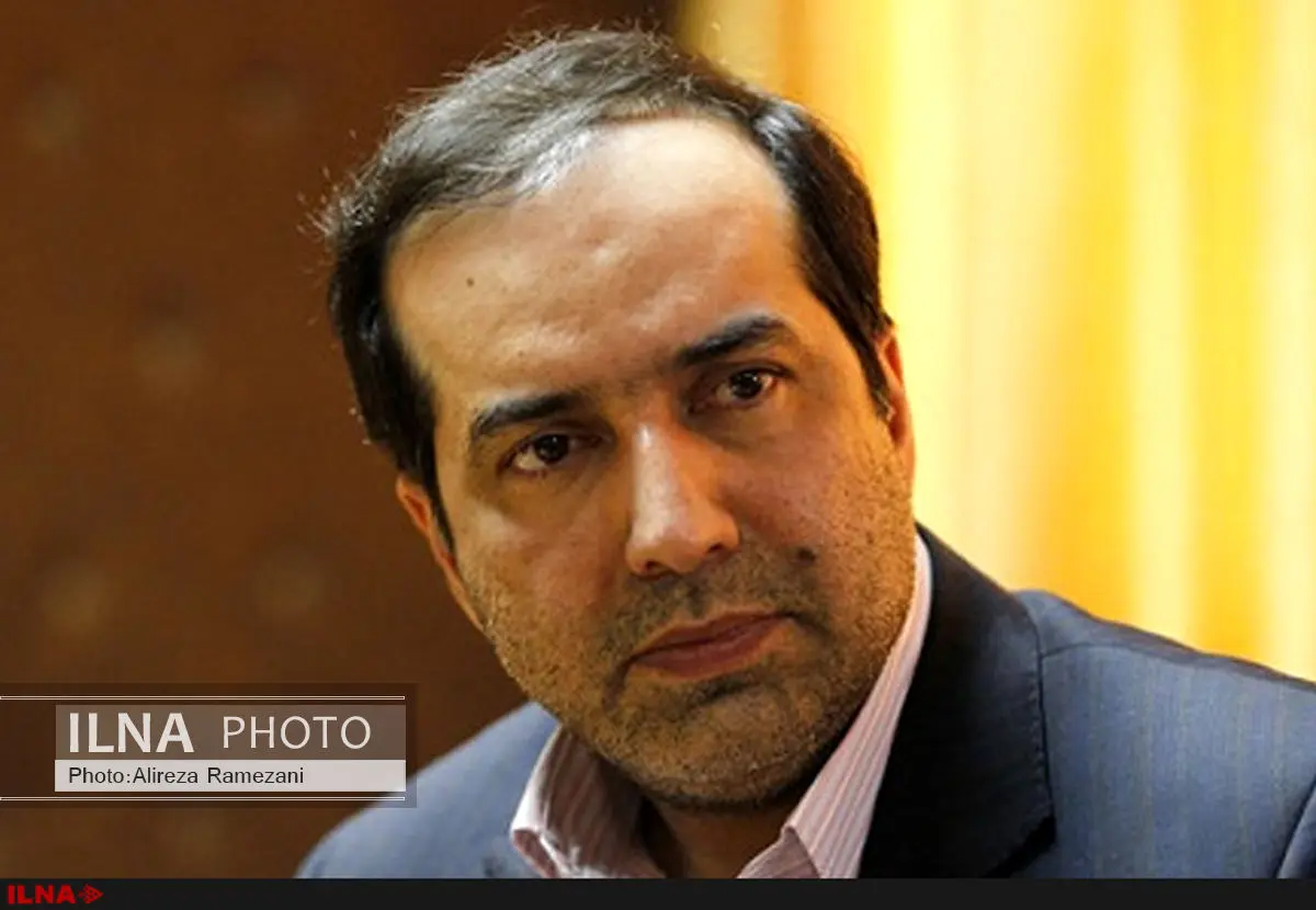پایین بودن نرخ ماندگاری در صنف خبرنگاری/ رسانهها از مدل سراسری فاصله بگیرند