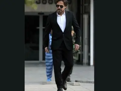 اولین عکس از امیر آقایی در کارواش