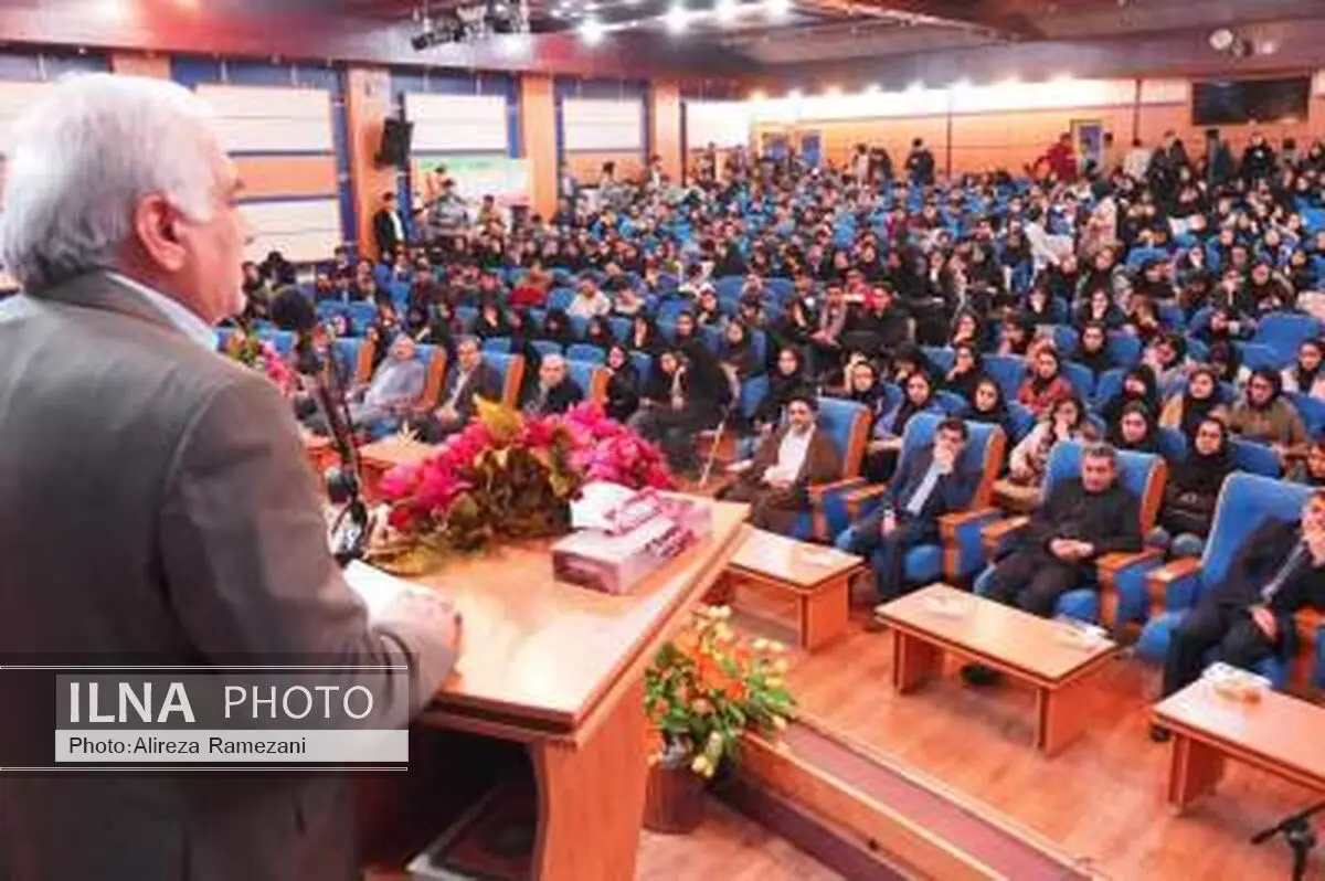 دانشگاه کانون پرسشگری و نقادی است / طرح تحول نظام سلامت یکی از بی نظیرترین طرحها و افتخار دولت تدبیر و امید است