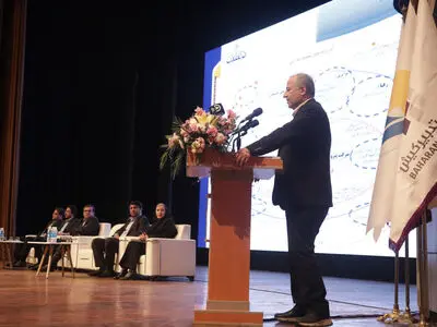 راهبردهای توسعه زنجیره متانول از سوی مدیرعامل فن‌آوران تبیین شد