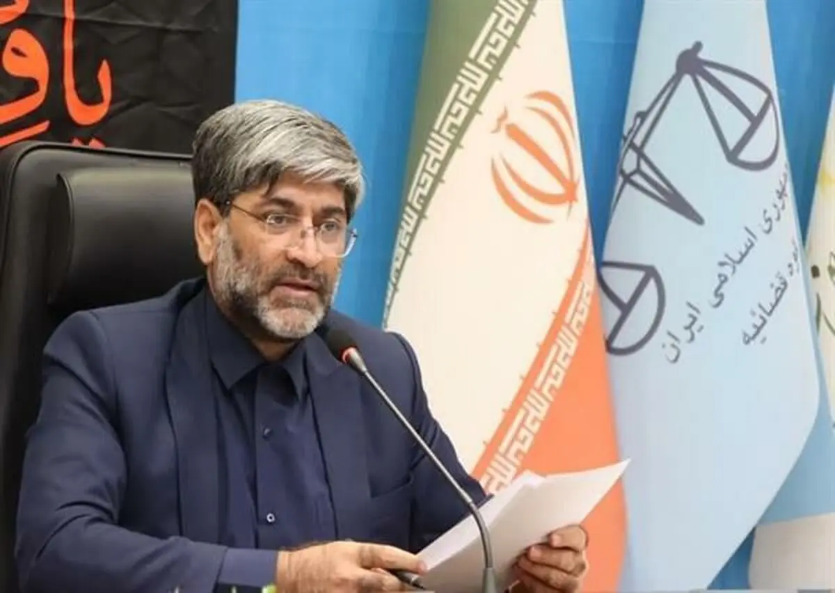 شهردار سابق ارومیه به ۲۰ سال حبس محکوم شد/اختلاس، ارتشاء و سو استفاده از مقام دولتی از جرائم ارتکابی محمد حضرت پور