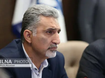 کاهش ۳۰ درصدی مراجعان به مراکز درمانی در پی گرانی‌ها/ مردم به درمان خانگی روی آورده‌اند 