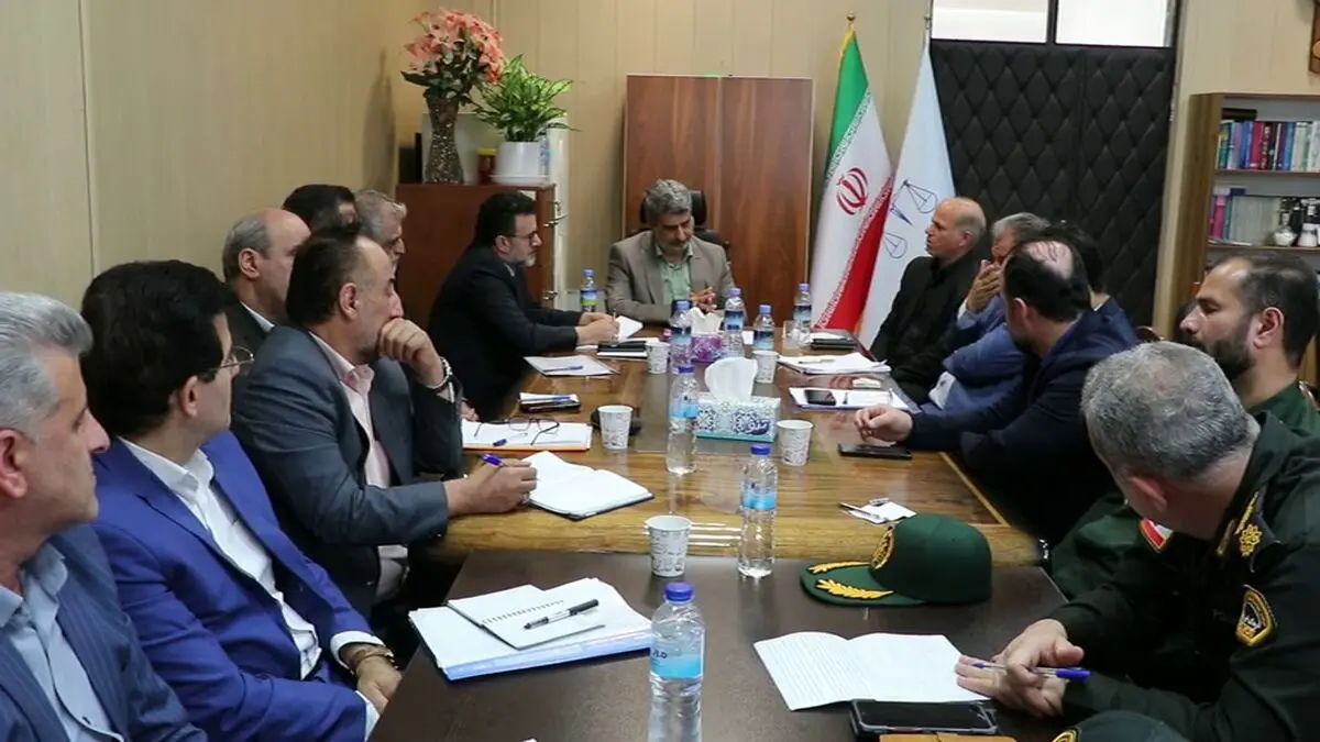 برخورد قاطع با محتکران و گران فروشان