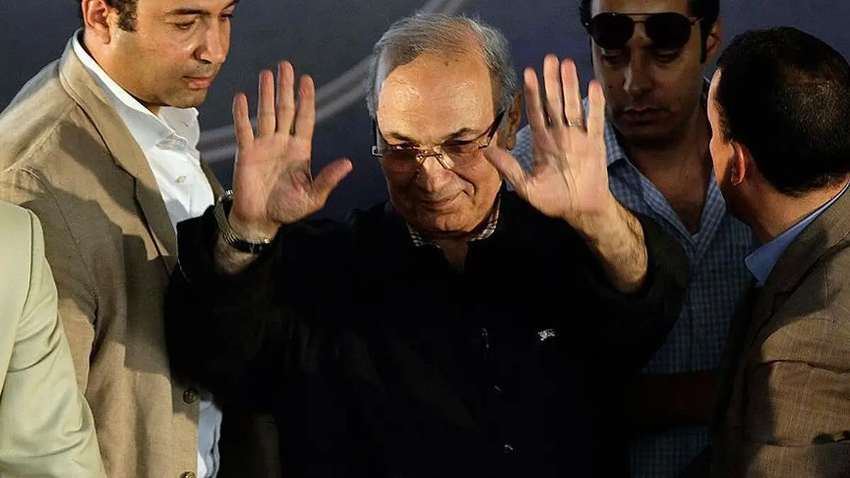 احمد شفیق امارات متحده عربی را ترک کرد