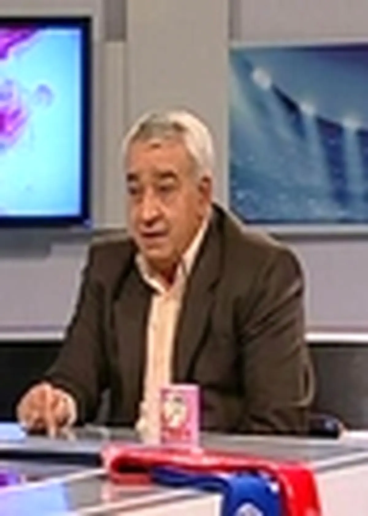 اللهوردی: با کیروش به کجا رسیدیم که با برانکو برسیم / میخواهند مردم از فوتبال بیزار شوند!