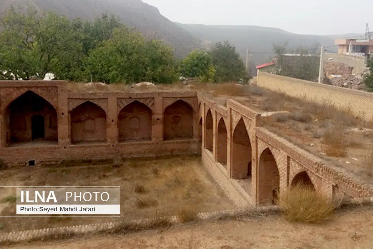 ایمن سازی کاروانسرای تاریخی روستای خرزان آغاز شد