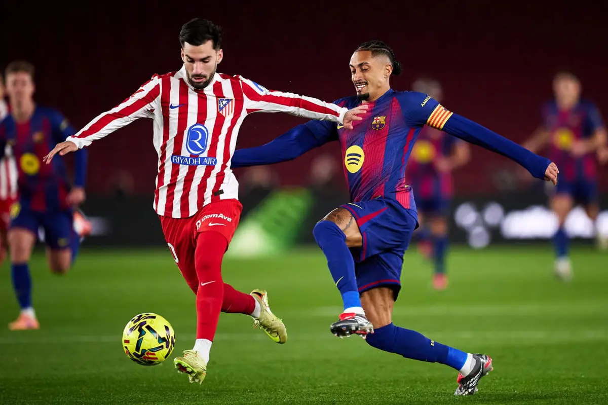بارسلونا با شکست اتلتیکو مادرید به صدر جدول تکیه زد