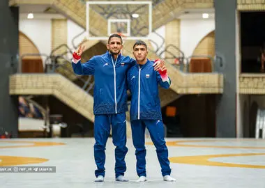 عموزاد طلایی شد/ مومنی به مدال برنز دست یافت