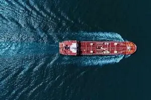 ادعای شرکت امنیت دریایی انگلیس درباره توقیف یک نفتکش توسط ایران 
