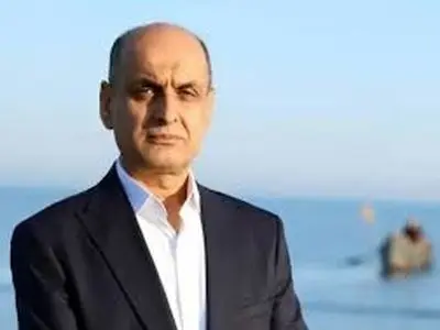 استاندار گیلان درباره ریختن خبرنگاران به آب: شوخی کردم +فیلم