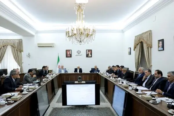 چالش‌های توسعه میادین مشترک نفت و گاز جنوب و غرب کشور بررسی شد