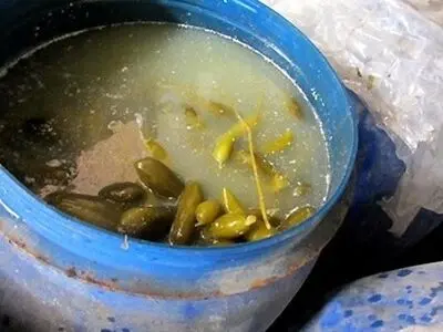 هشدار درباره مصرف خیارشورهای فله ای