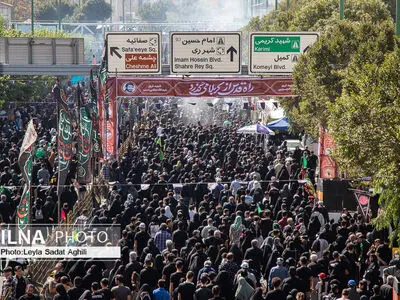 پیاده روی جاماندگان اربعین در تهران