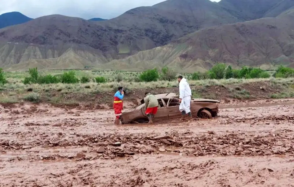 حضور بیش از ۷۷۰ امدادگر در عملیات سیل و آبگرفتگی ۲۳ استان