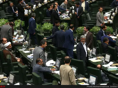 پشت‌پرده جدل جلالی با عارف / بی‌مهری صحن به سهمیه زنان و اهل سنت 