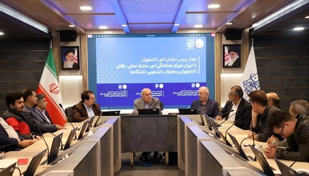 شورا‌های صنفی دانشجویی از ورود به عرصه‌های غیرمرتبط خودداری کنند