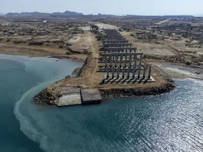 خارجی‌ها بابت سرمایه‌گذاری در «پل خلیج فارس» نفت می‌خواهند/ نه تهاتر داریم، نه گارانتی بانک مرکزی!    