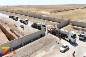 ورود 12 دستگاه تریلی تجهیزات پست برق به مجتمع فولاد زاگرس