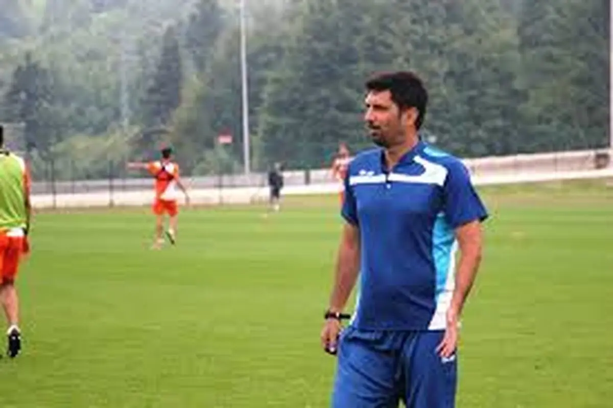 مجتبی حسینی: تلاش می‌کنیم مس کرمان به لیگ برتر صعود کند