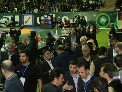 قهرمانان المپیک غیرهمسو با فدراسیون کشتی به جام جهانی دعوت نشدند