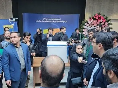 رونمایی از ۲ داروی ضد سرطان با حضور معاون رئیس‌جمهور 