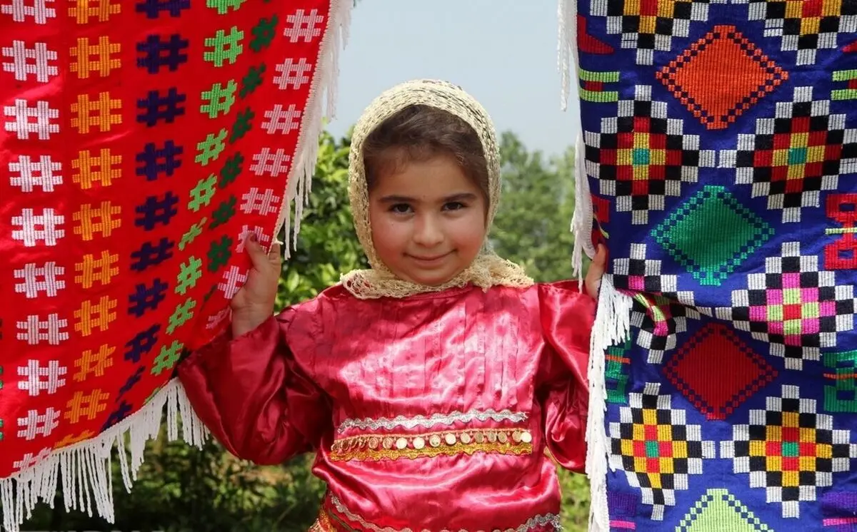 روستای قاسم‌آباد رودسر با محوریت چادرشب‌بافی به ثبت جهانی رسید 