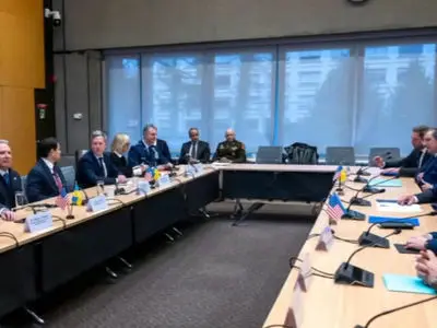 مذاکرات سه‌جانبه صلح اوکراین در ژنو آغاز شد