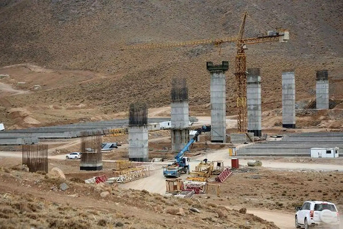 طرح راهآهن بروجرد و چهار تقاطع شهری اجرایی می شوند