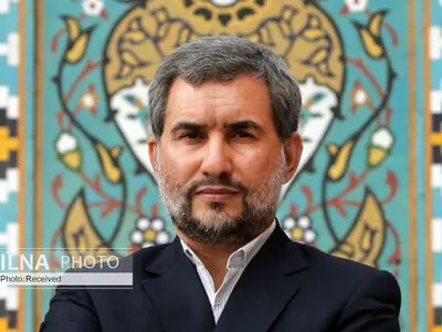 نگاه رسانه ملی به عاشورا باید تغییر کند/ مجالس عزا را به مداحی منحصر نکنیم