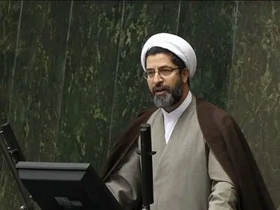 دولت قصد دارد ۳۴ میلیون نفر را از تحت پوشش پرداخت یارانه نقدی خارج کند/ مشکلات بودجه را نمی‌توان در صحن و زیر فشار افکار عمومی حل کرد