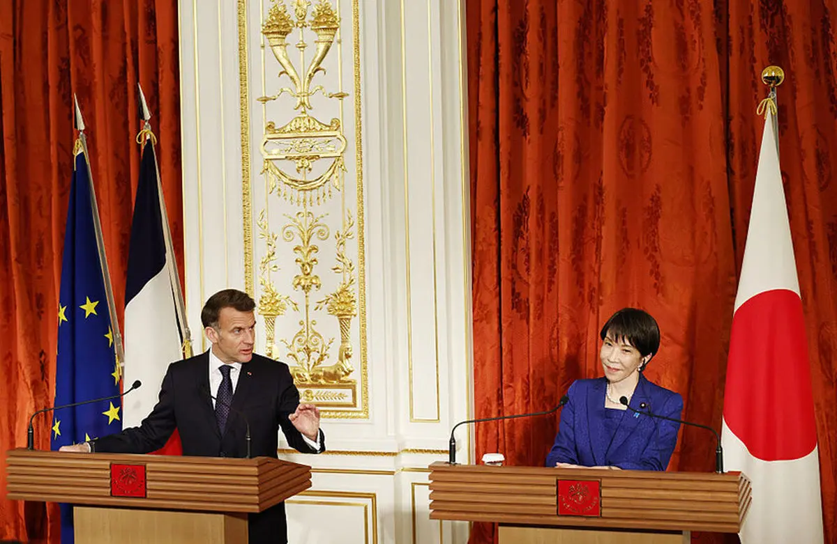 مکرون: تنها راه‌حل بحران تنگه هرمز گفت‌وگو با ایران است