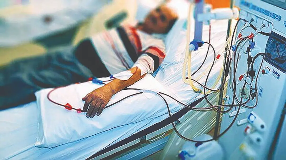نایاب شدن برخی آنتی‌بیوتیک‌ها؛ زنگ خطر برای بیماران دیالیزی و پیوندی /حمله به کشتی حامل تجهیزات دیالیز فعلاً خللی در روند درمان بیماران ایجاد نکرده است