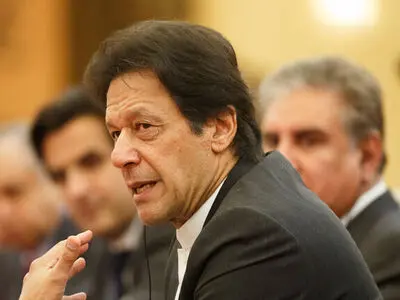 عمران خان یزور طهران بهذا السبب
