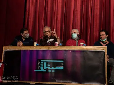 در تاریخ سینمای ایران فیلم‌های زیادی شایستگی مرمت و تبدیل به نسخه دی سی پی را دارند/ چیزهایی در تصاویر نسخه دیجیتال «درخت گلابی» دیده می‌شود که قبلا قابل دیدن نبود